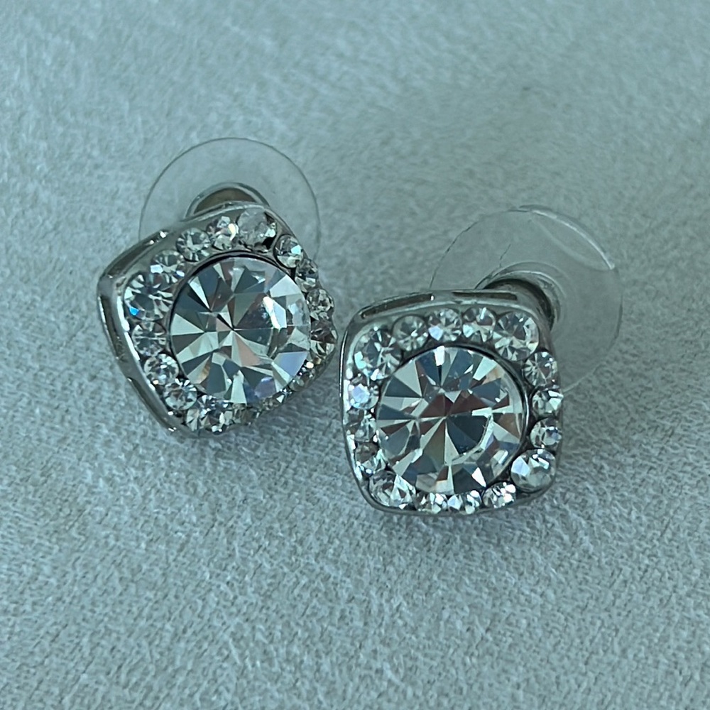 Dress Up Studs